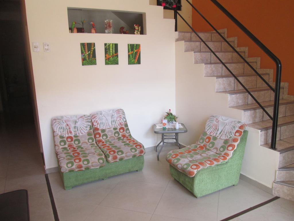 Residencia Casa Linda Hotel Iquitos Zewnętrze zdjęcie